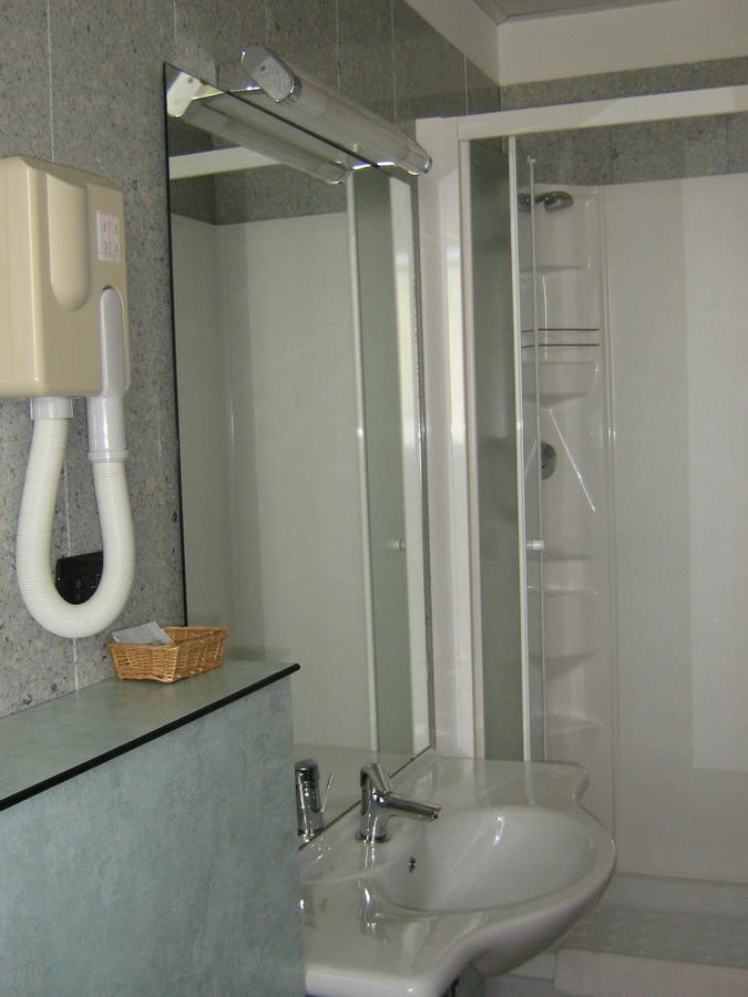 Hotel Sanremo Ceva Habitación foto